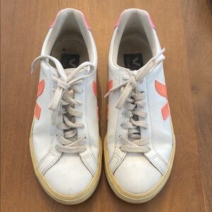 Veja White and Pink Sneakers with Low-Top Design